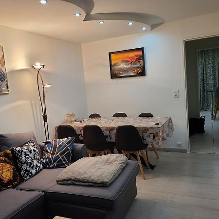 Appartement meublé aux portes de Genève Annemasse Esterno foto