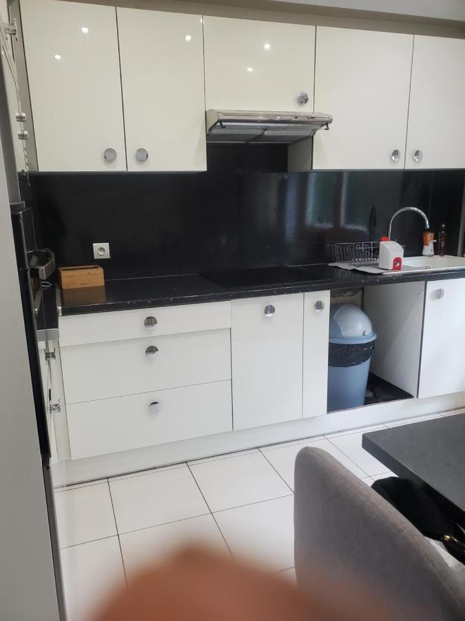 Appartement meublé aux portes de Genève Annemasse Esterno foto